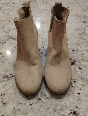 New!Toms Suede Everly Chelsea Ankle Boots Tan Y2k Cottagecore Retro Luxury Vintg